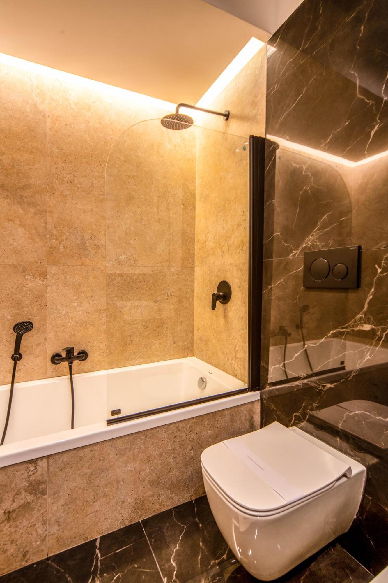 Arthouse Lady Marys Tribunali Luxury Suite Neapel Exterior foto