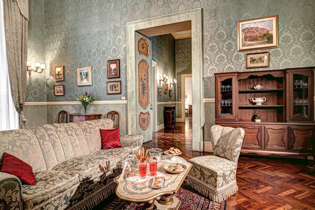 Arthouse Lady Marys Tribunali Luxury Suite Neapel Exterior foto