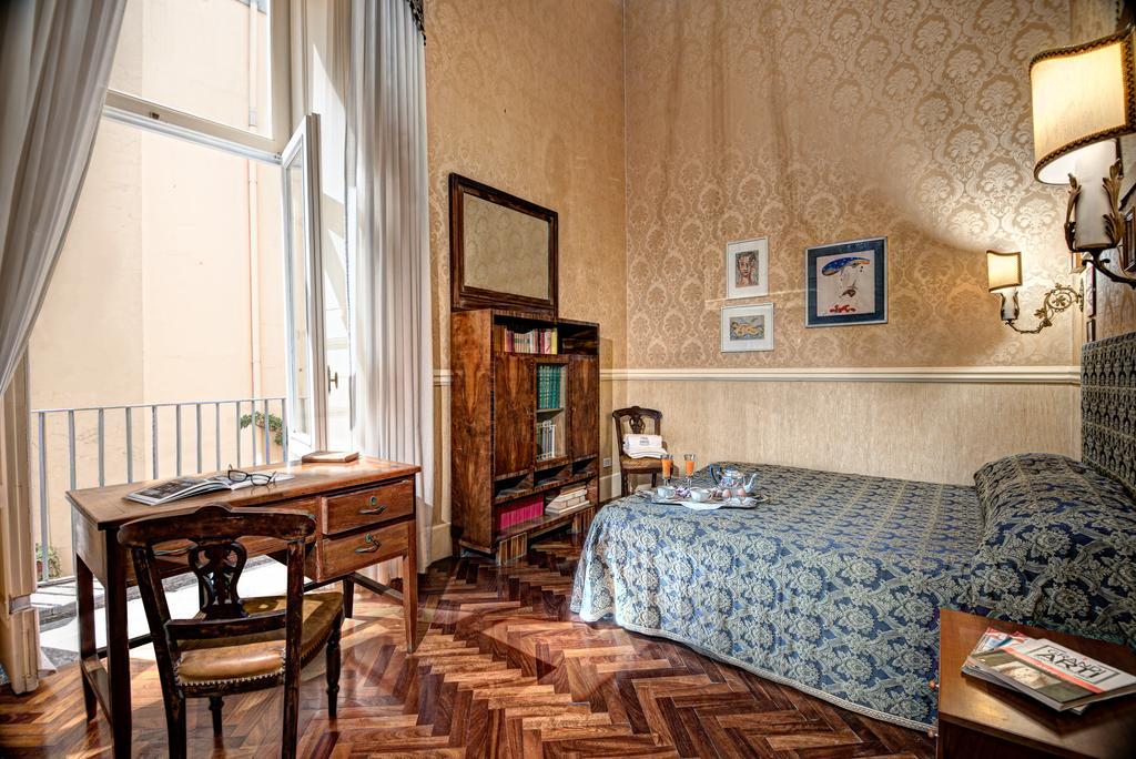 Arthouse Lady Marys Tribunali Luxury Suite Neapel Exterior foto